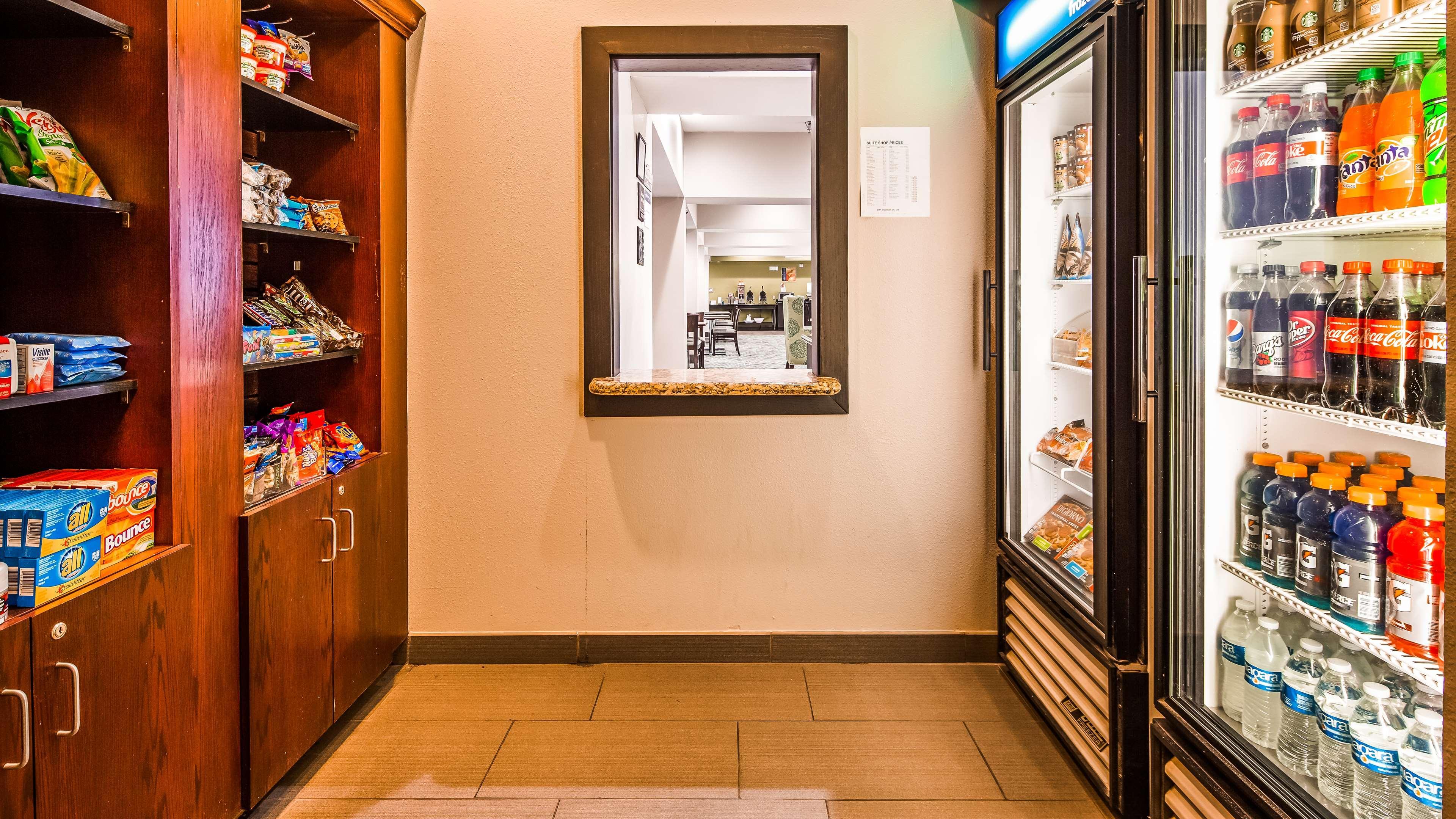 Best Western Golden Prairie Inn And Suites Сидни Экстерьер фото