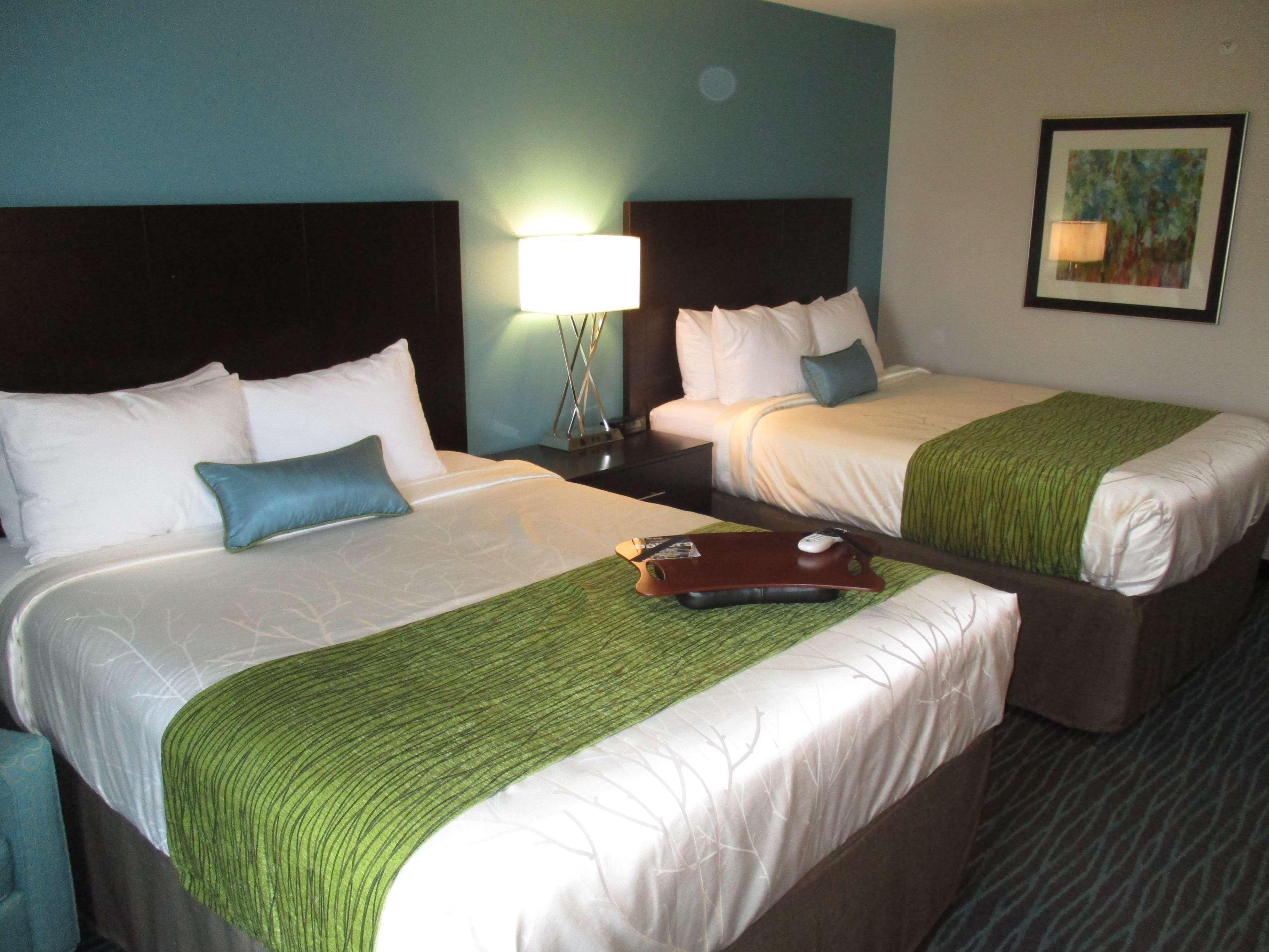 Best Western Golden Prairie Inn And Suites Сидни Экстерьер фото