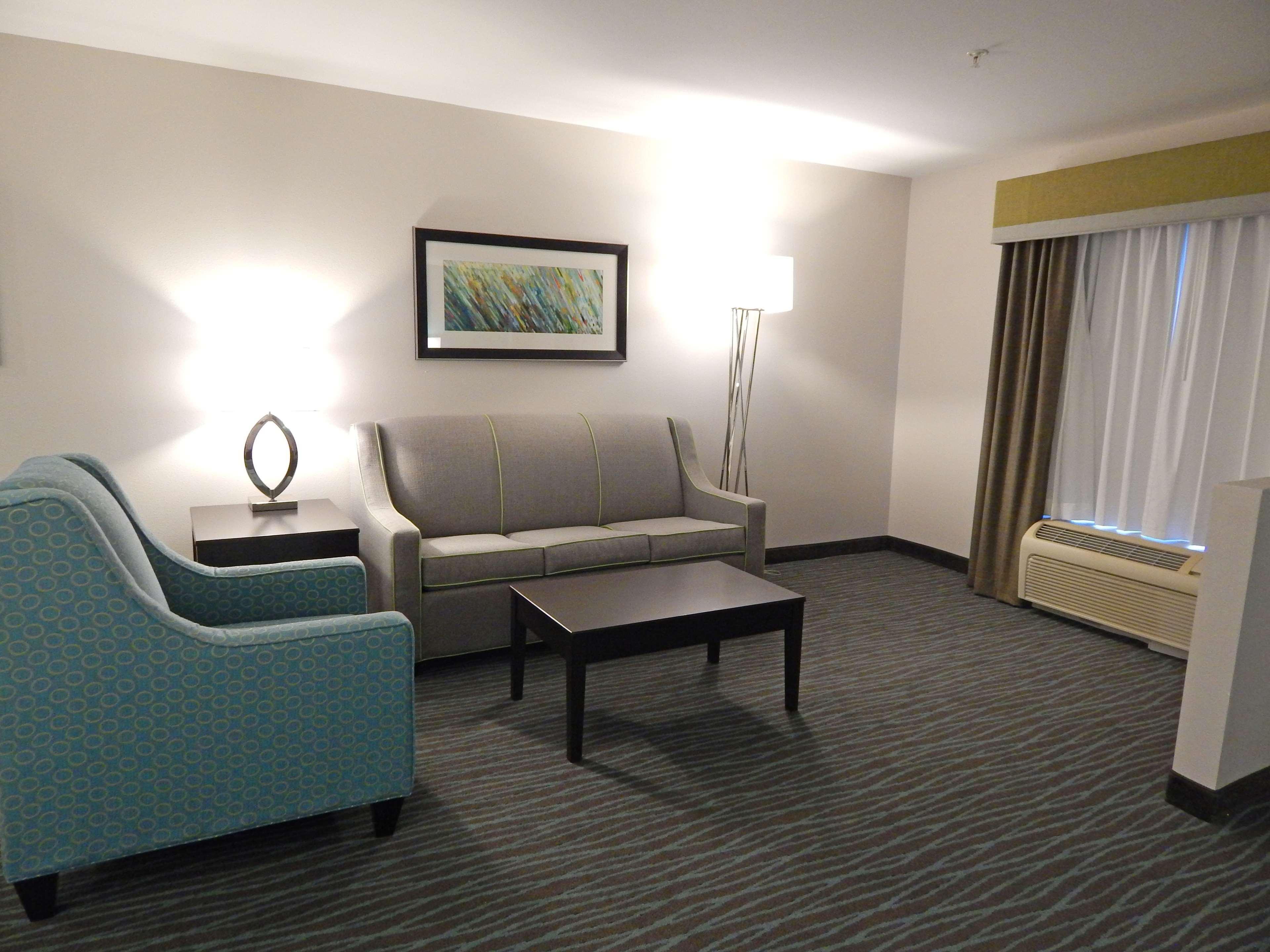 Best Western Golden Prairie Inn And Suites Сидни Экстерьер фото